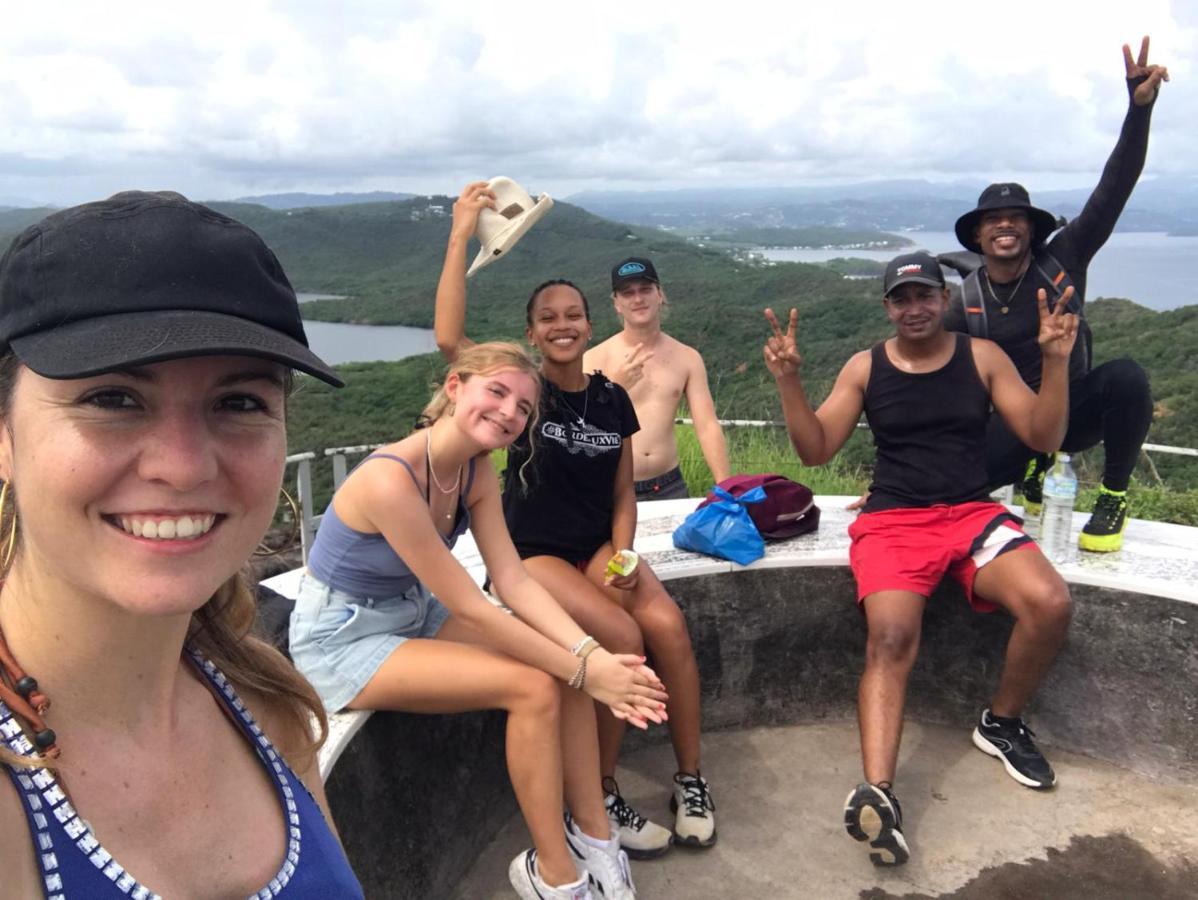 Top Hill Hostel- Martinique- Auberge Dortoir La Trinité Dış mekan fotoğraf
